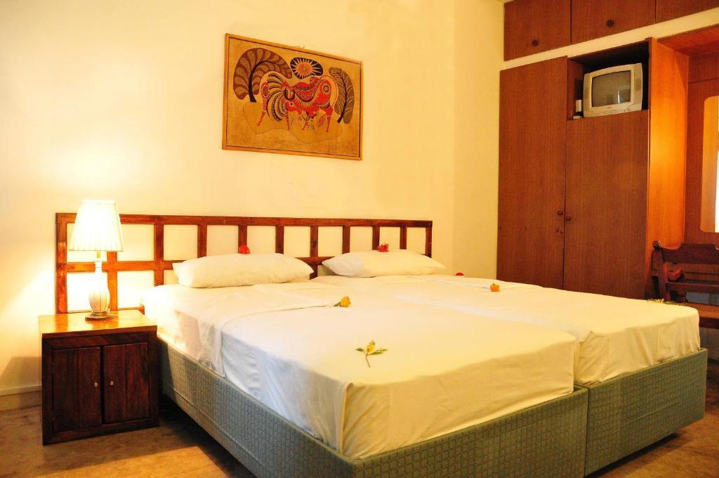 Nilani Hotel Ratnapura Exterior photo